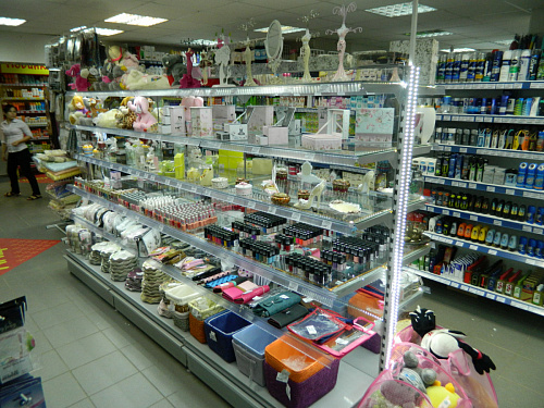 Торговый стеллаж с полками из стекла средний Евромаркет ПС0023 Торговый стеллаж с полками из стекла средний Евромаркет ПС0023