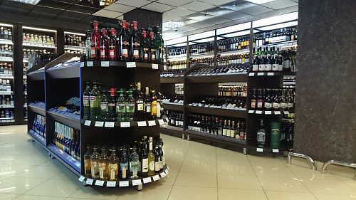 Островной стеллаж Евромаркет ОС0044 с полукруглыми полками, для вина и алкоголя Островной стеллаж Евромаркет ОС0044 с полукруглыми полками, для вина и алкоголя