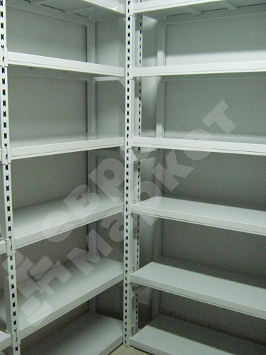 Стеллаж складской Евромаркет СКС00329 высотой 200 см с наборными полками Стеллаж складской Евромаркет СКС00329 высотой 200 см с наборными полками