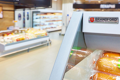Холодильная витрина Brandford Ikar торцевая Холодильная витрина Brandford Ikar торцевая