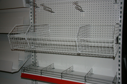 Пристенный стеллаж Евромаркет ПС0034 с четырьмя сетчатыми корзинами Пристенный стеллаж Евромаркет ПС0034 с четырьмя сетчатыми корзинами