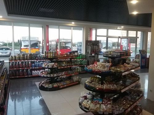 Островной стеллаж Евромаркет СС0058 сетчатый, с полукруглыми полками Островной стеллаж Евромаркет СС0058 сетчатый, с полукруглыми полками