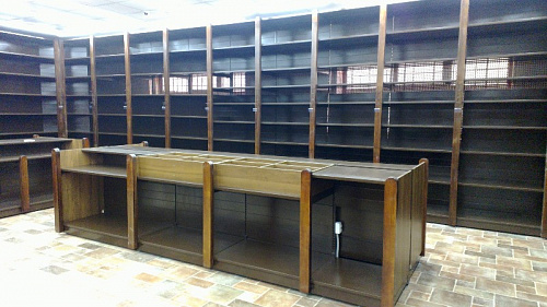 Пристенный винный стеллаж Евромаркет СА0091 с декоративными накладками из массива Пристенный винный стеллаж Евромаркет СА0091 с декоративными накладками из массива