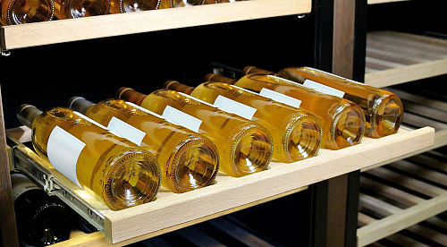 Шкаф винный бытовой ШВ-52 POZIS М в облицовке из дуба Шкаф винный бытовой ШВ-52 POZIS М в облицовке из дуба