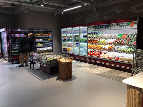 Пристенный стеллаж Евромаркет СС0052 сетчатый, с передней стойкой Пристенный стеллаж Евромаркет СС0052 сетчатый, с передней стойкой